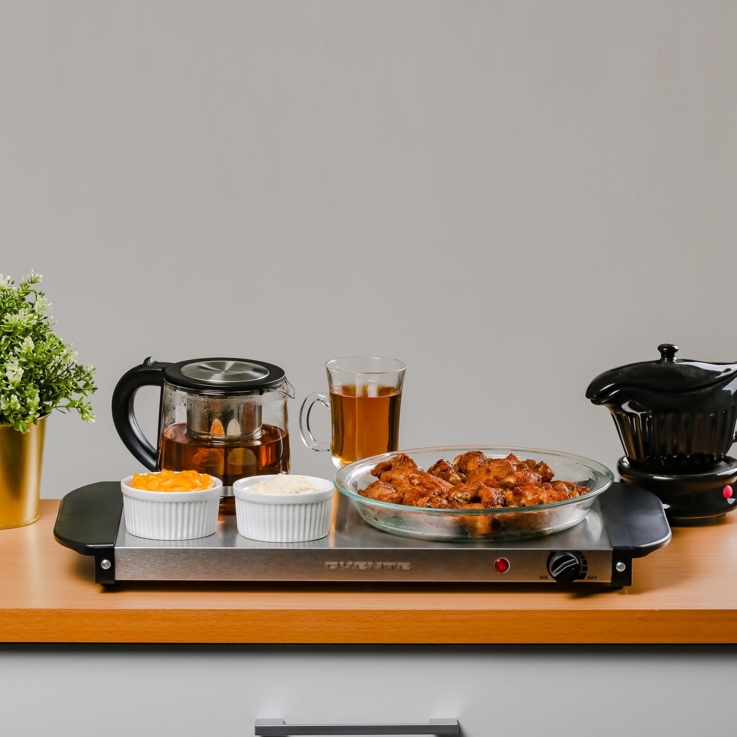 Ovente Electric Food Buffet Warmer, Portable Stainless Steel Warming Tray with Temperature Control, Perfect for Indoor Dinner, Catering, House Parties, Events, Entertaining and Holiday, Silver FW170S